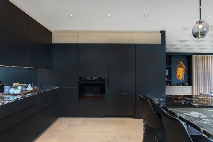 Westmount Square Zen City Home — photo 13