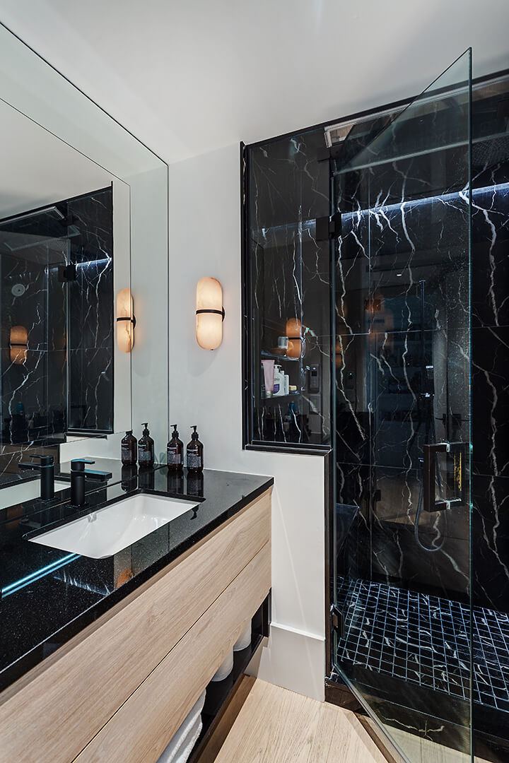 Westmount Square Zen City Home — photo 14