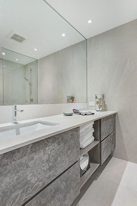 Contemporary and Relaxed — photo 25