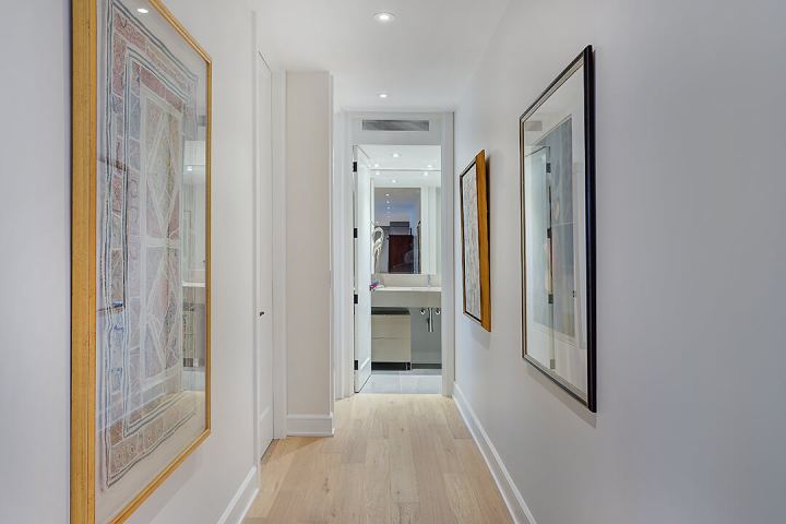 Contemporary and Relaxed — photo 13